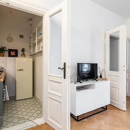 Superapart Krucza 47A Warsaw Exterior photo